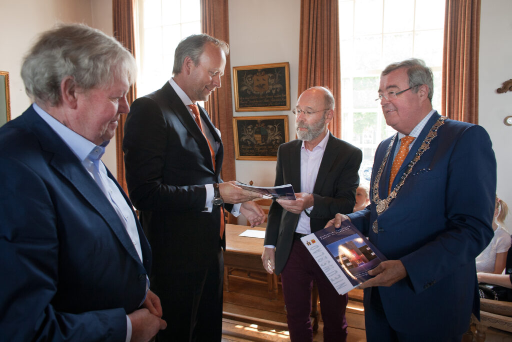 van der Leeden 100 jaar